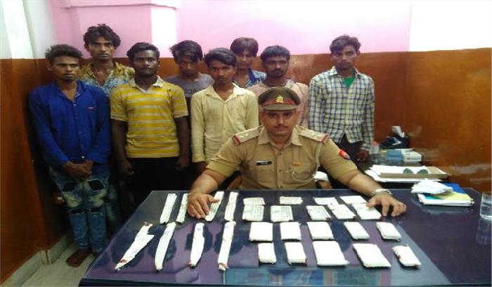 रेलगाड़ियों में लूटपाट करने वाले लुटेरे पुलिस के हत्थे चढ़े