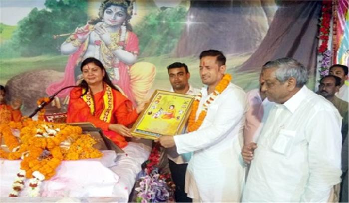 शाकाहार ही मनुष्य का भोजन : यामिनी देवी