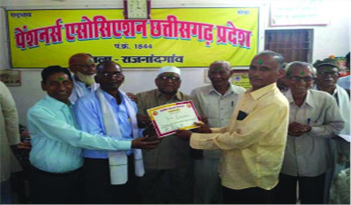 साहू दंपत्ति का हुआ सम्मान साहू दंपत्ति का हुआ सम्मान