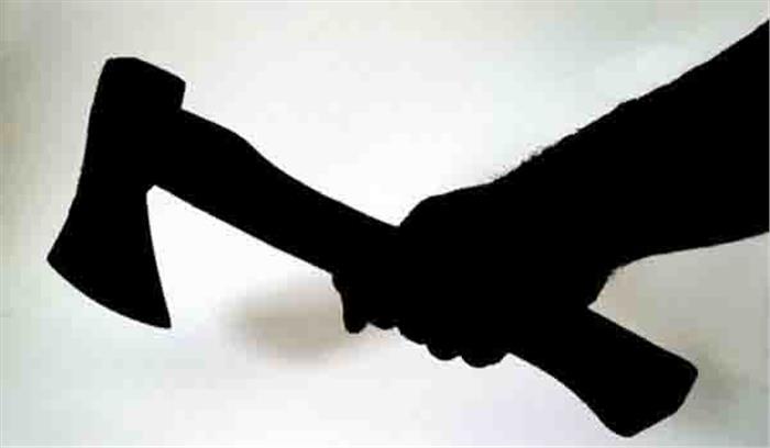 कहा-सुनी में भांजे ने मामा को कुल्हाड़ी से काटा, हत्या