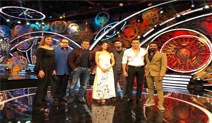 सलमान खान ने कराया रेस 3 के बॉबी देओल से परिचय