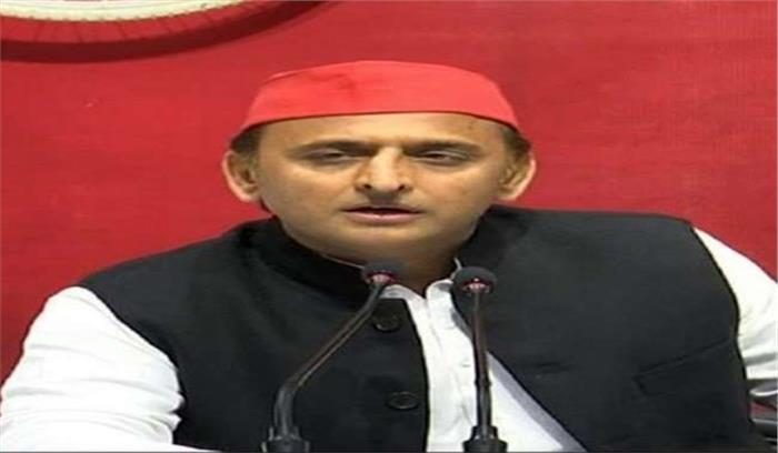 समाजवादी राहत पैकेट बांटे योगी सरकार : अखिलेश समाजवादी राहत पैकेट बांटे योगी सरकार : अखिलेश