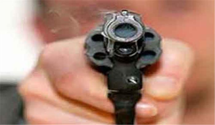 बिहार में अपराधियों ने राजद नेता को गोली मारी बिहार में अपराधियों ने राजद नेता को गोली मारी