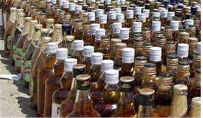 बिहार : पुलिस ने जब्त की 50 लाख की विदेशी शराब बिहार : पुलिस ने जब्त की 50 लाख की विदेशी शराब