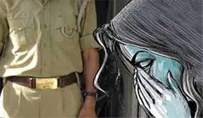 पुलिस वर्दीधारियों ने 2 बहनों से किया सामूहिक दुष्कर्म  