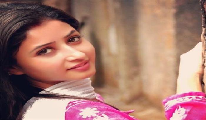 अभिनय मेरे खून में था: सना शेख