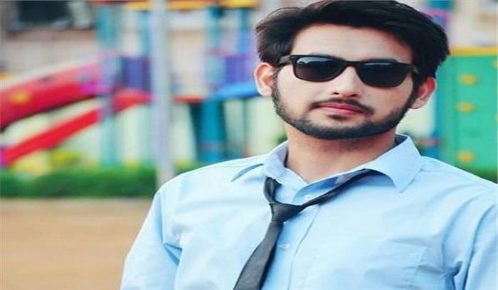 किताबें तनाव दूर करने में मदद करती हैं: संजय कौशिक