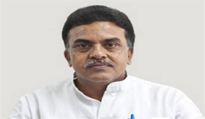 संजय निरुपम ने मुंबई कांग्रेस अध्यक्ष पद से इस्तीफा दिया    