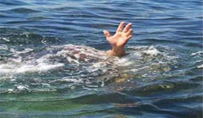 सारण में नहर में डूबकर बच्ची की मौत सारण में नहर में डूबकर बच्ची की मौत