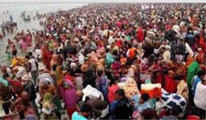 श्रद्धालुओं ने बसंत पंचमी पर लगाई आस्था की डुबकी