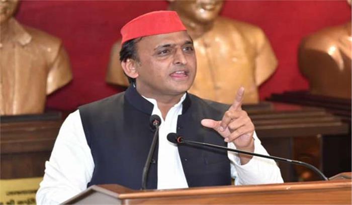 ऐसे सरदार की जरूरत जो आरएसएस जैसी शक्तियों पर प्रतिबंध लगाए : अखिलेश