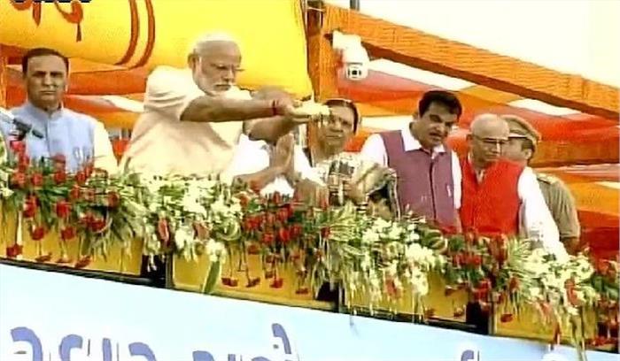 सरदार सरोवर नर्मदा बांध परियोजना का प्रधानमंत्री ने किया उद्घाटन