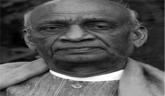 जौनपुर में लौह पुरुष सरदार बल्लभ भाई पटेल की 68 वीं पुण्यतिथि पर दी गयी श्रद्धांजलि