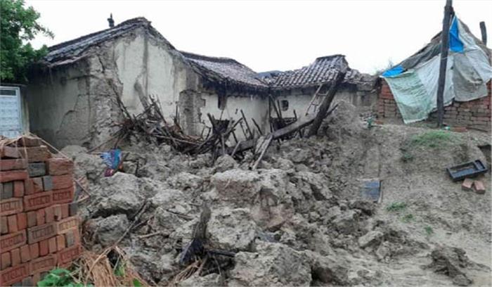 कच्चा मकान गिरने से मां-बेटे की मौत