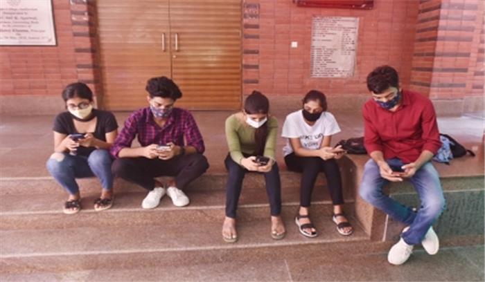 शनिवार को जारी होगी दिल्ली विश्वविद्यालय की दूसरी कट ऑफ लिस्ट