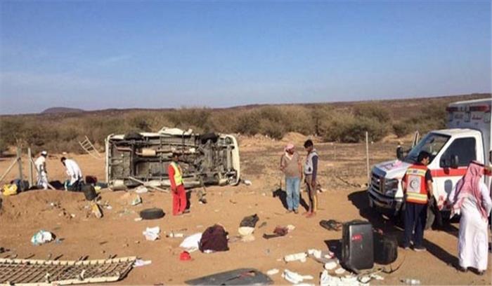 सऊदी अरब में श्रद्धालुओं की बस और एक तेल टैंकर की टक्कर, चार की मौत