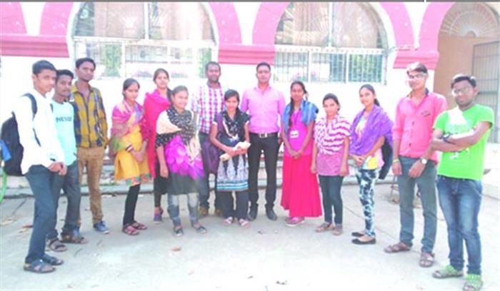 नुक्कड़ नाटक कर करेंगे छात्रों का भविष्य बचाओ अभियान का आगाज