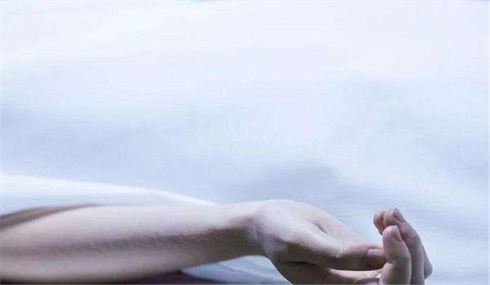 स्कूल का गेट गिरने से मासूम छात्रा की मौत