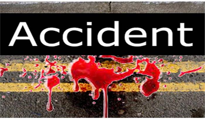 स्कूली बच्चों की वैन पलटी, कई बच्चे हुए चोटिल, एक की हालत गंभीर