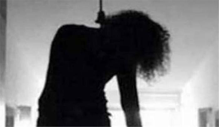 छात्रा ने छात्रावास में फांसी लगाकर आत्महत्या की