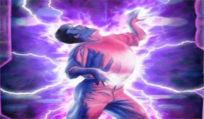 बिजली के टूटे तार की चपेट में आने से एक सफाईकर्मी की मौत ,दो झुलसे