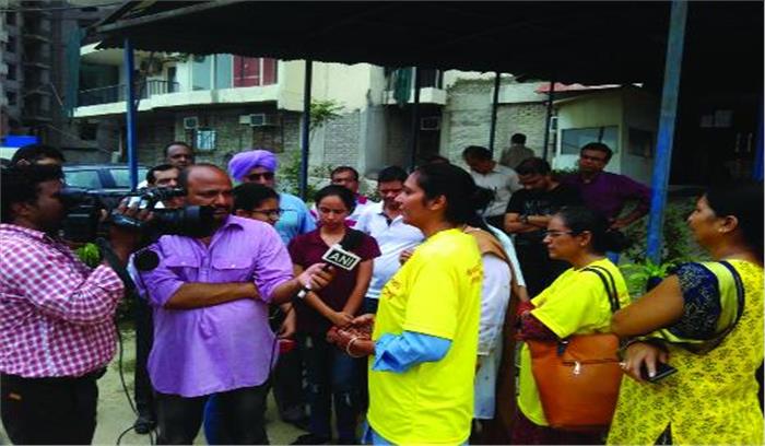 धारा-144 की वजह से टली दो बिल्डरों की संपत्ति की नीलामी