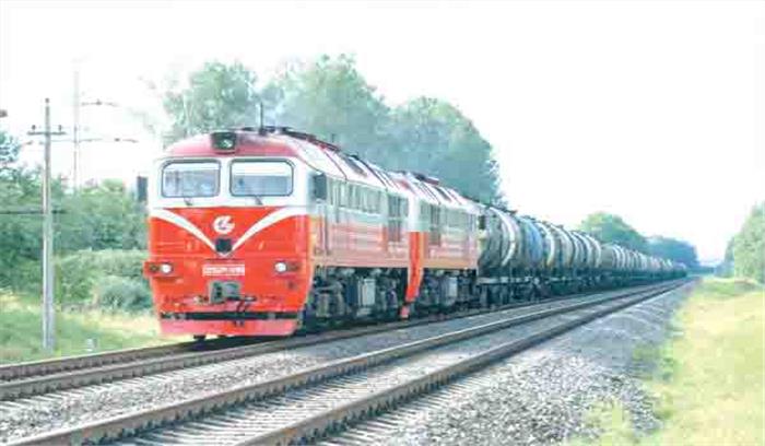 कश्मीर घाटी में सुरक्षा कारणों से रेल सेवाएं स्थगित कश्मीर घाटी में सुरक्षा कारणों से रेल सेवाएं स्थगित