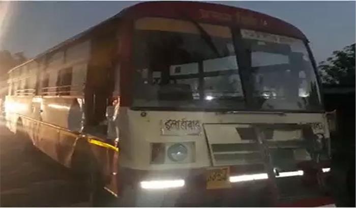 बस्ती में ट्रक ने बस में धक्का लगा रहे आठ यात्रियो को रौंदा,6 की मौत