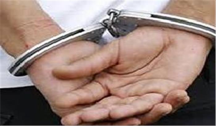 मप्र :बडवानी  में यौन शोषण के आरोप में चिकित्सक गिरफ्तार​​​​​​​