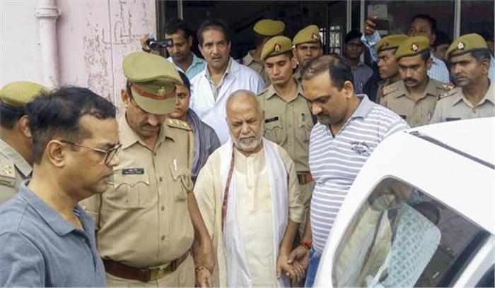 चिन्मयानंद की हालत और बिगडी