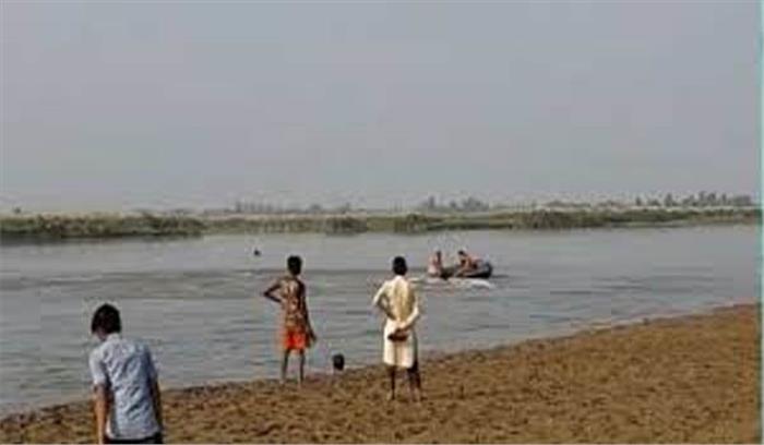 कैराना में यमुना में डूबे छह में पांच के शव बरामद