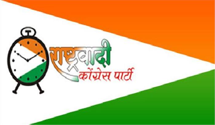  कांग्रेस ने  मनहर पटेल को दल से किया निष्कासित