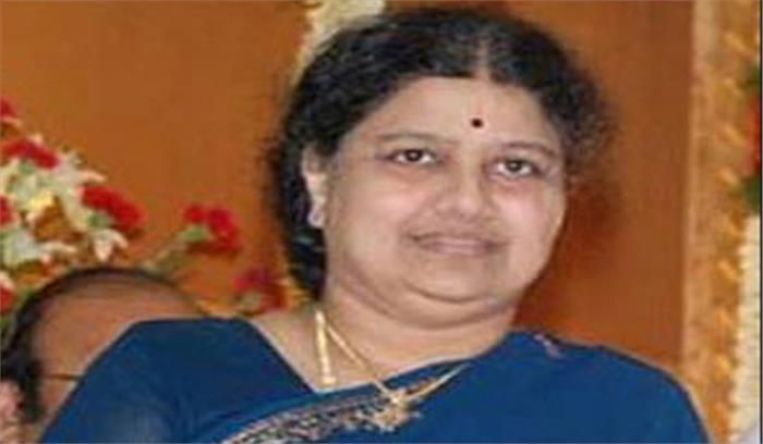 शशिकला के बैनर हटाए गए एआईएडीएमके कार्यालय से