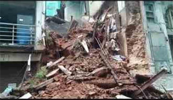 चंबल का पानी घुसने से चार दर्जन मकान टूटे