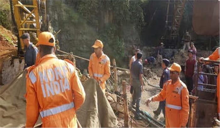 मेघालय के खदान में फंसे मजदूरों को बचाने के लिए पहुंची अतिरिक्त टीम