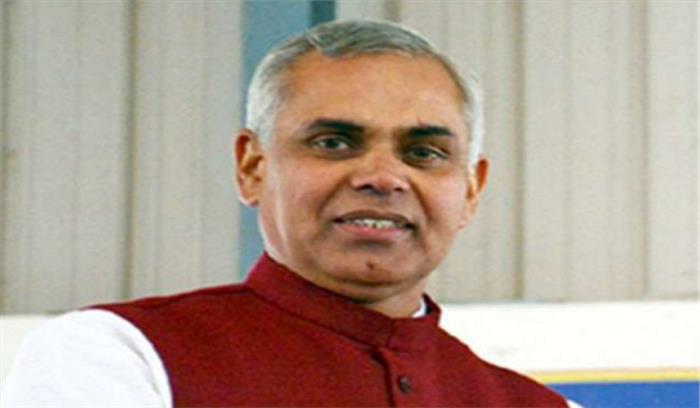 हिमाचल: राज्यपाल के जन्मदिन पर राजभवन कर्मियों ने धूम्रपान न करने की ली शपथ