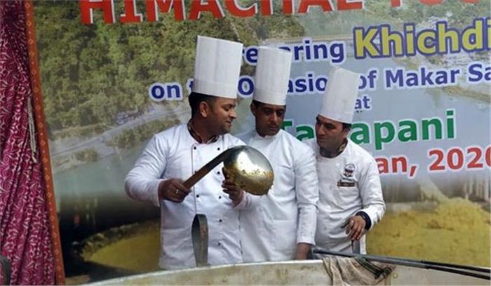 मकर संक्रांति पर बनी 1995 किलोग्राम खिचड़ी, गिनीज वर्ल्ड रिकॉर्ड में दर्ज