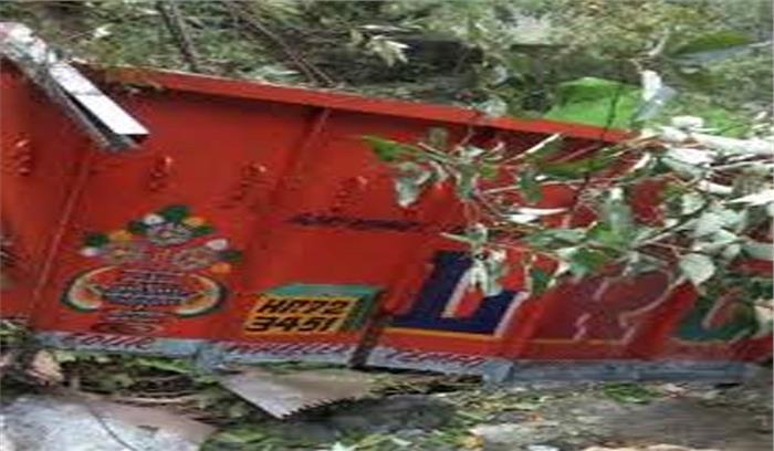 शिमला में पत्नी का गला रेत कर पति हुआ फरार शिमला में पत्नी का गला रेत कर पति हुआ फरार