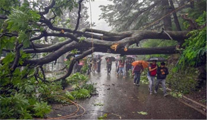 अचानक आई बाढ़ से अस्थायी तौर पर रोकी गई किन्नर कैलाश यात्रा अचानक आई बाढ़ से अस्थायी तौर पर रोकी गई किन्नर कैलाश यात्रा