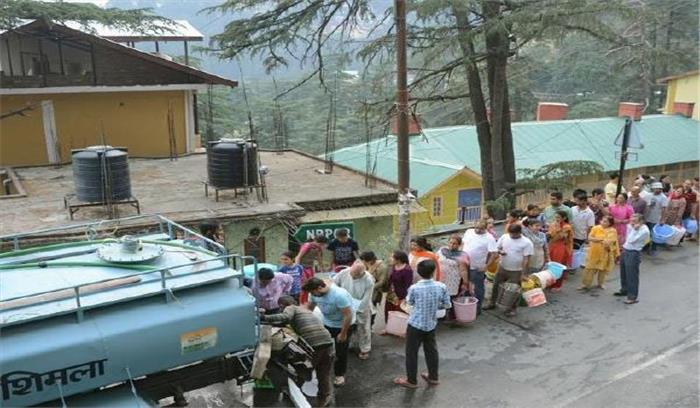 शिमला में गहरा होता जा रहा है पानी का संकट शिमला में गहरा होता जा रहा है पानी का संकट