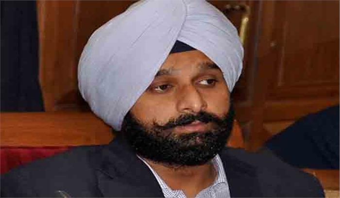 कांग्रेस सरकार के प्रति लोगों का मोह भंग: मजीठिया