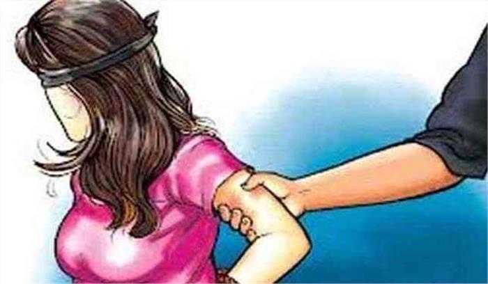 किशोरी को अगवा कर उत्तरप्रदेश में बेचा
