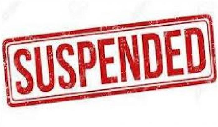 शिवपुरी में सर्जन के घर चस्पा किया गया निलंबन नोटिस