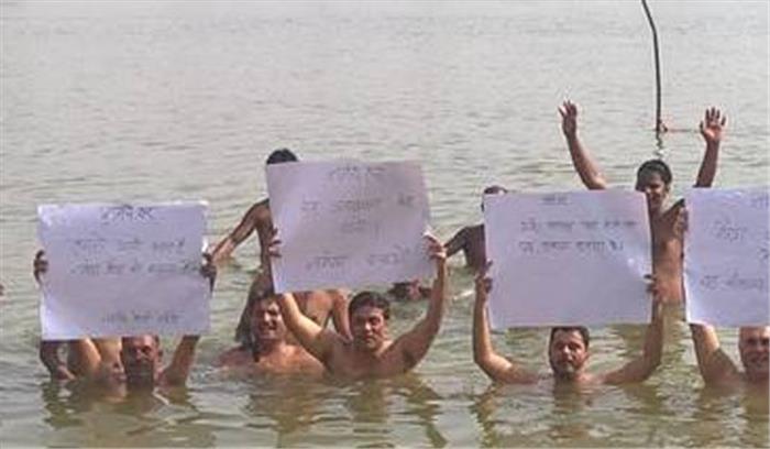 शिवराज के गांव में अवैध रेत खनन रोकने को जल सत्याग्रह