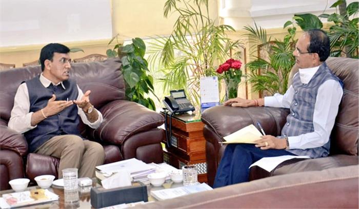 शिवराज ने मंडाविया से मुलाकात की, कोविड की स्थिति और टीकाकरण पर की चर्चा