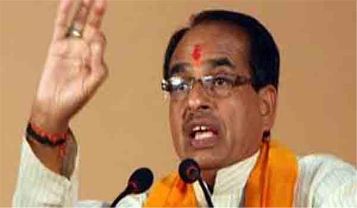 राजनीतिक लाभ के लिए कांग्रेस ने किया मुस्लिम महिलाओं के साथ अन्याय : शिवराज