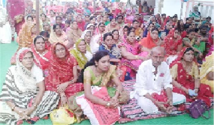 शिव-पार्वती विवाह में बाराती बने श्रद्धालु शिव-पार्वती विवाह में बाराती बने श्रद्धालु