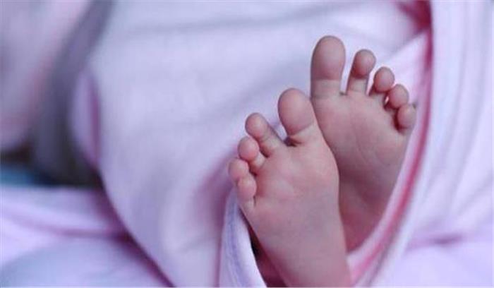 बीमार पति के कारण नवजात का सौदा