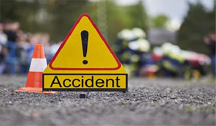 सिद्धार्थनगर: बस की चपेट में आकर 2 युवकों की मौत