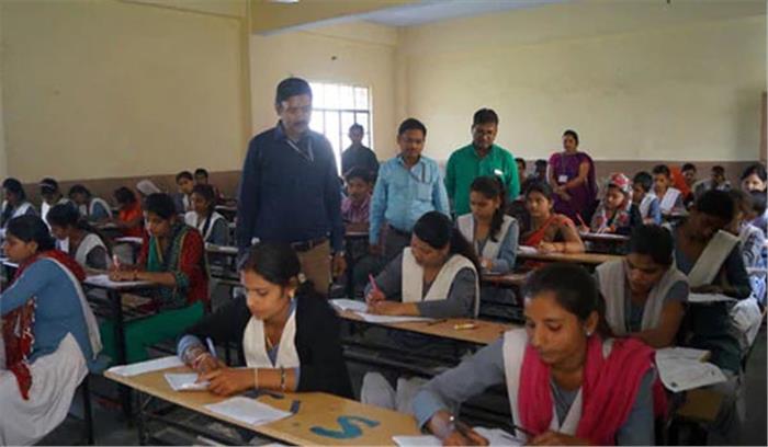 सीसीटीवी कैमरों की निगरानी में शुरू हुई विश्वविद्यालय परीक्षाएं